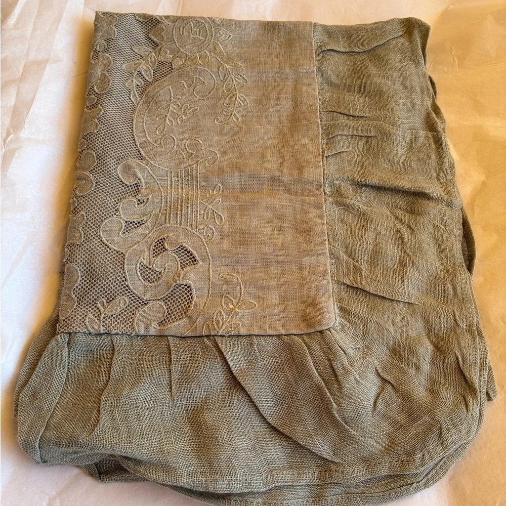 NWT Melange Home Tabitha Linen Duvet Cover Set in King Size
